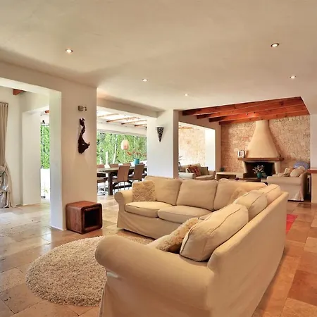 Exclusive 5 Bedroom With Sea Views, Ibiza 1085 Santa Eulària des Riu